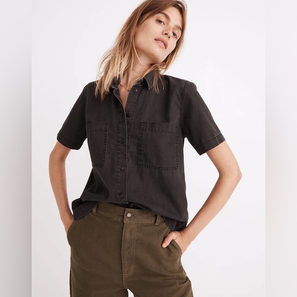 Madewell Denim Short Sleeve Button Up Shirt in Lunar Wash size Medium EUC - Picture 1 of 11